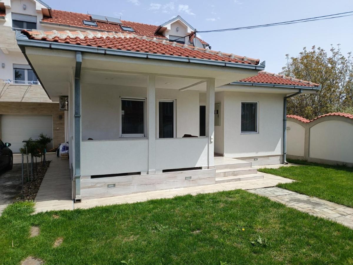 Serbian Home With Garden Krnjaca Luaran gambar