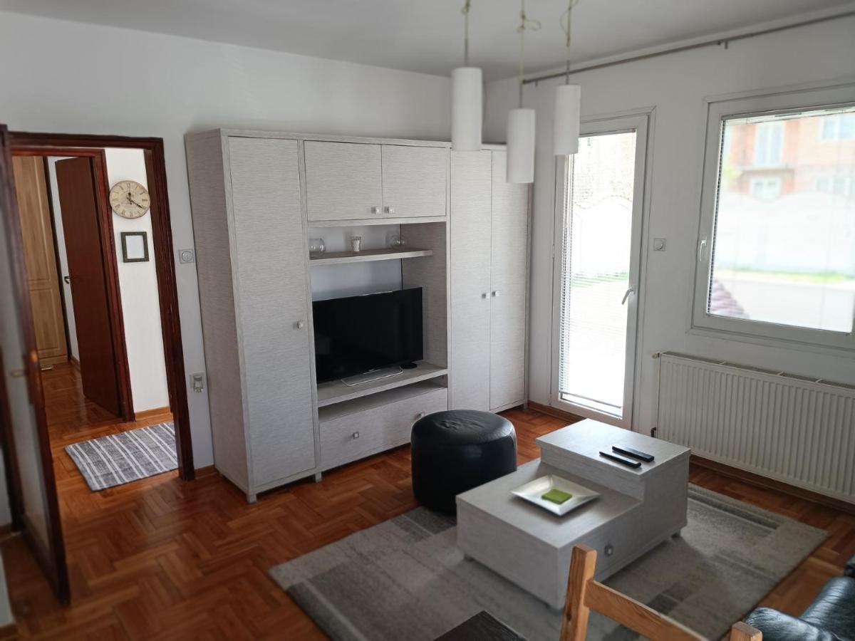 Serbian Home With Garden Krnjaca Luaran gambar